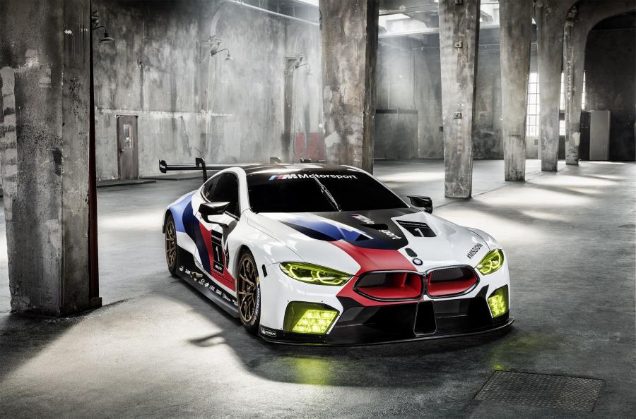  BMW M8 GTE 2018 года  (фото 1 из 43)
